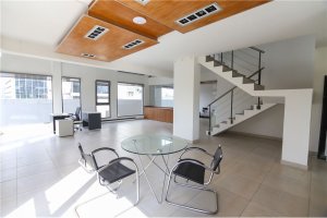 Venta Oficina Premium 245 M2/4 Cocheras/Amenities