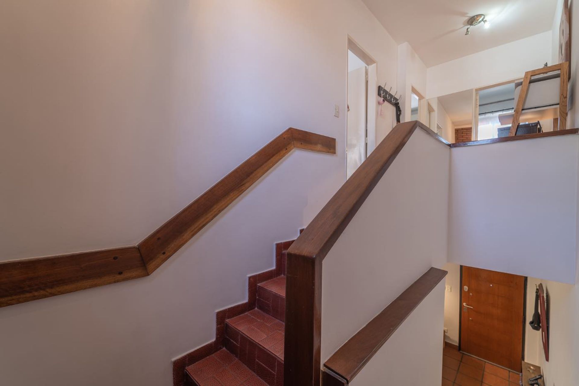 Venta Triplex 3 Ambientes Con Cochera Olivos