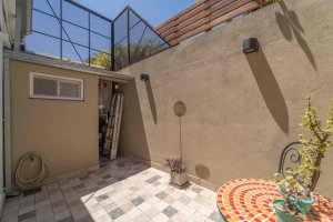 Venta Triplex 3 Ambientes Con Cochera Olivos