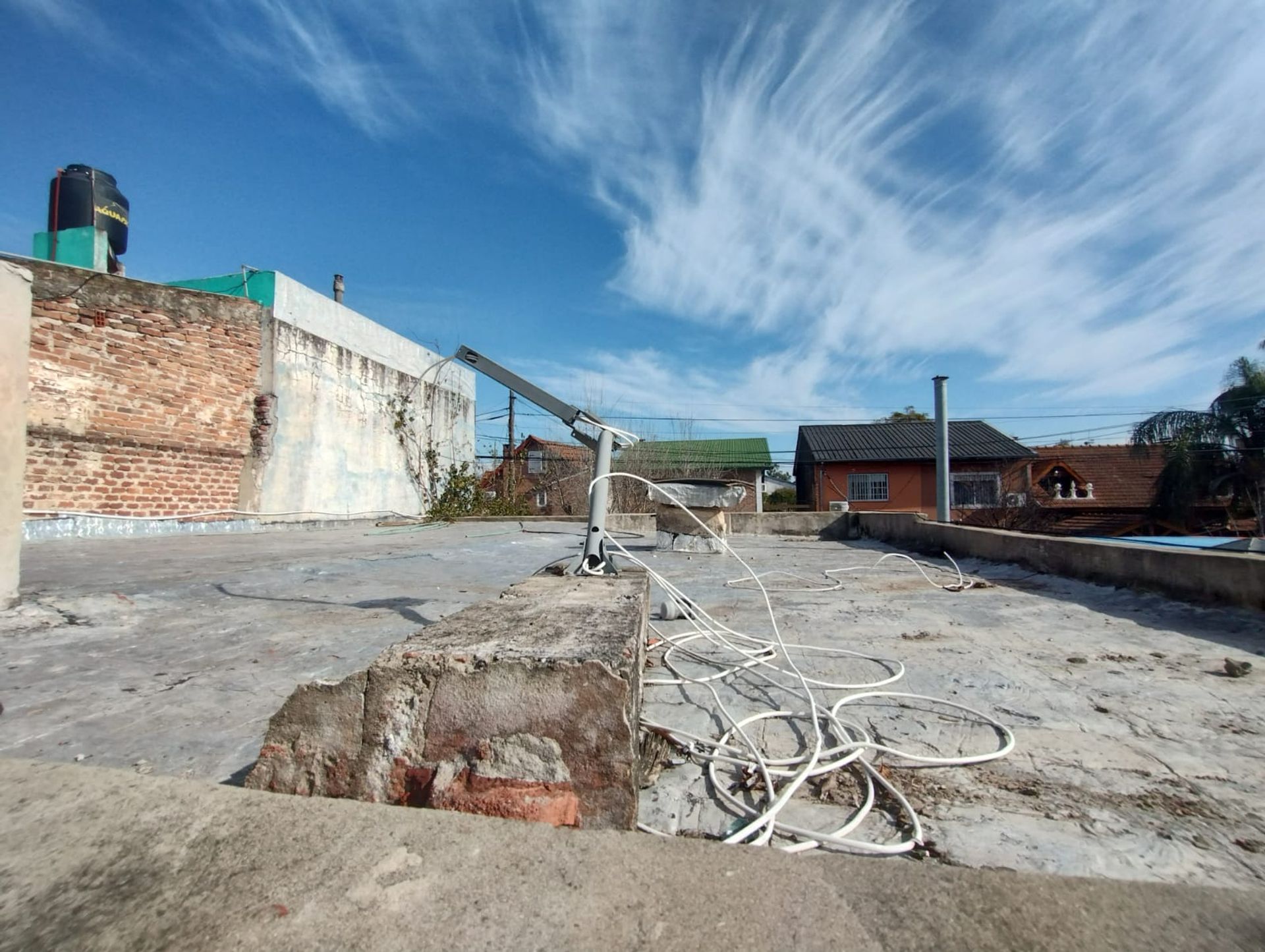 Venta De Casa De 5 Ambientes A Refaccionar