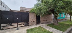 Venta De Casa De 5 Ambientes A Refaccionar