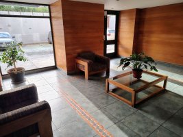 Dep 2 amb en venta San Isidro con cochera y balcón