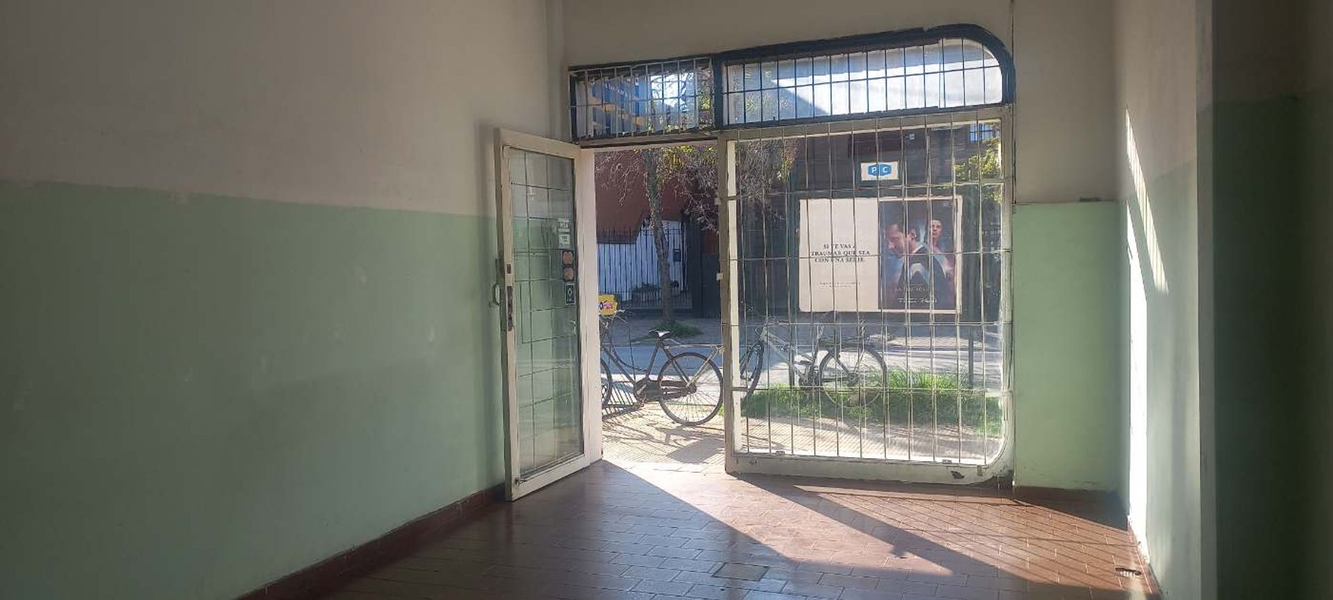 Local Comercial Venta En Olivos A La Calle