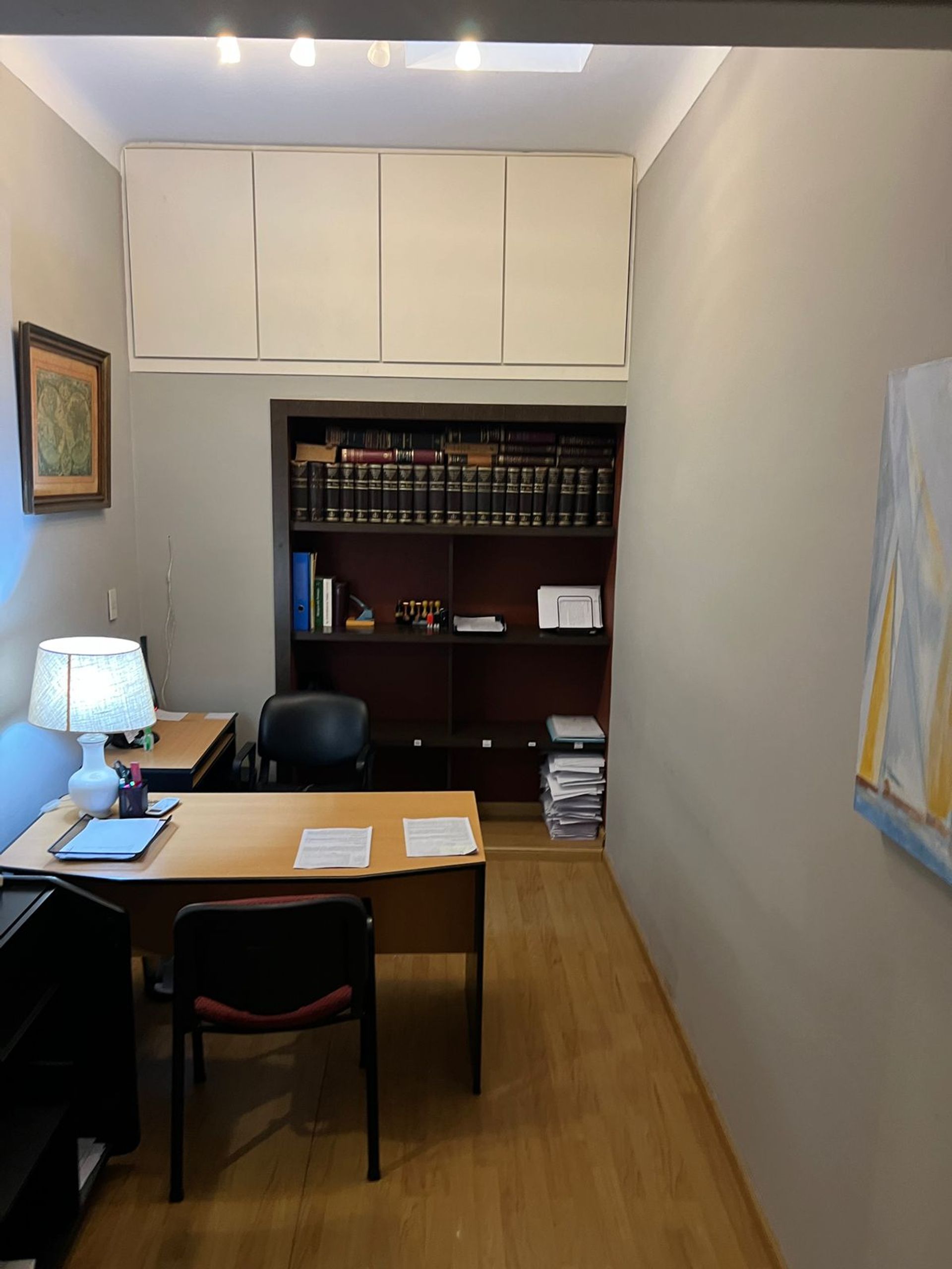 Venta oficina o consultorio San Isidro