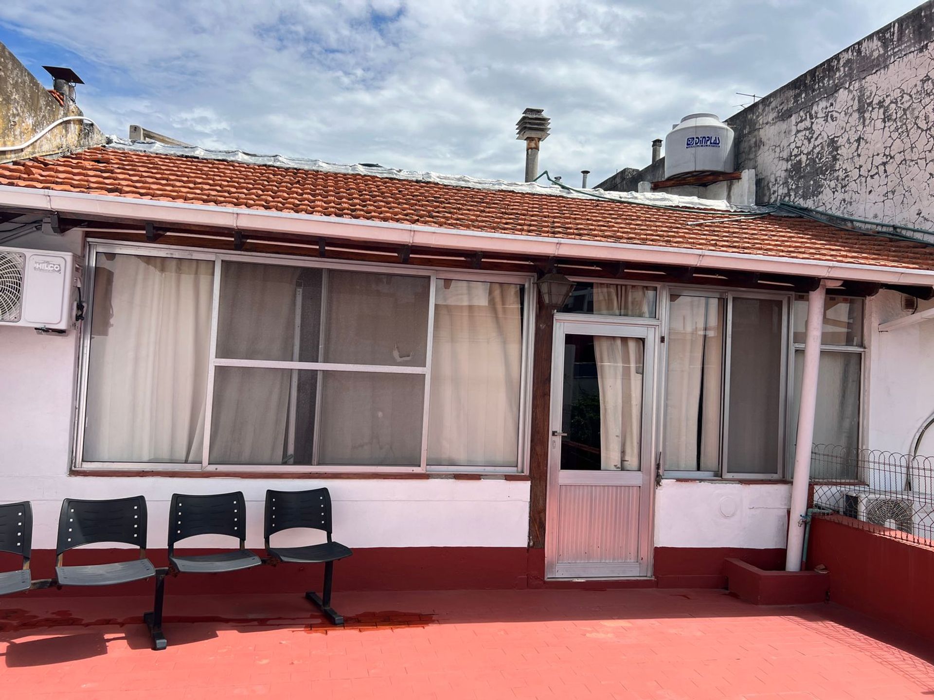 Venta oficina o consultorio San Isidro