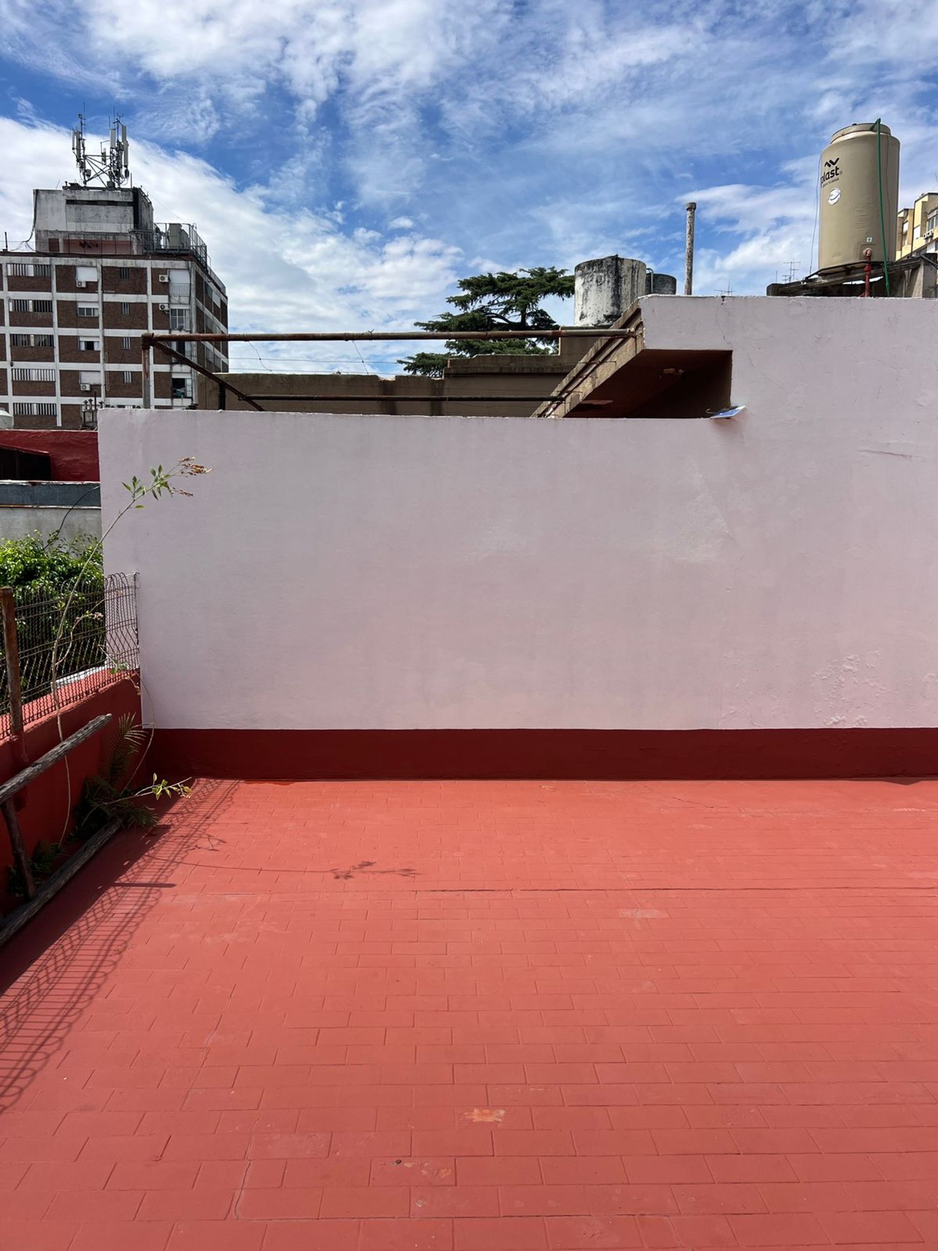Venta oficina o consultorio San Isidro