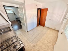 Alquiler PH al frente 3 ambientes, garage y patio