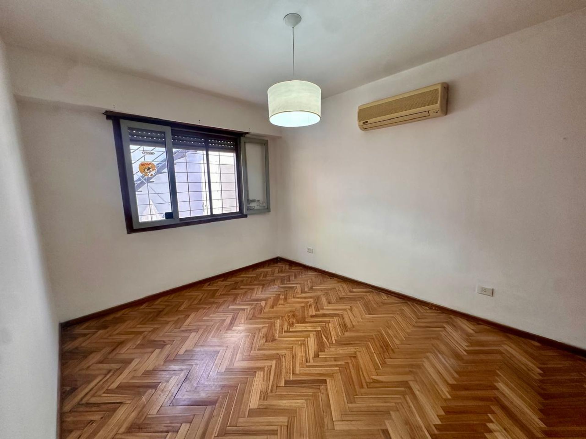Alquiler Ph 3 Amb San Isidro Terraza Cochera Luz