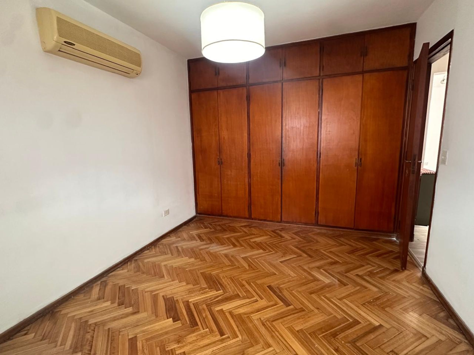 Alquiler Ph 3 Amb San Isidro Terraza Cochera Luz