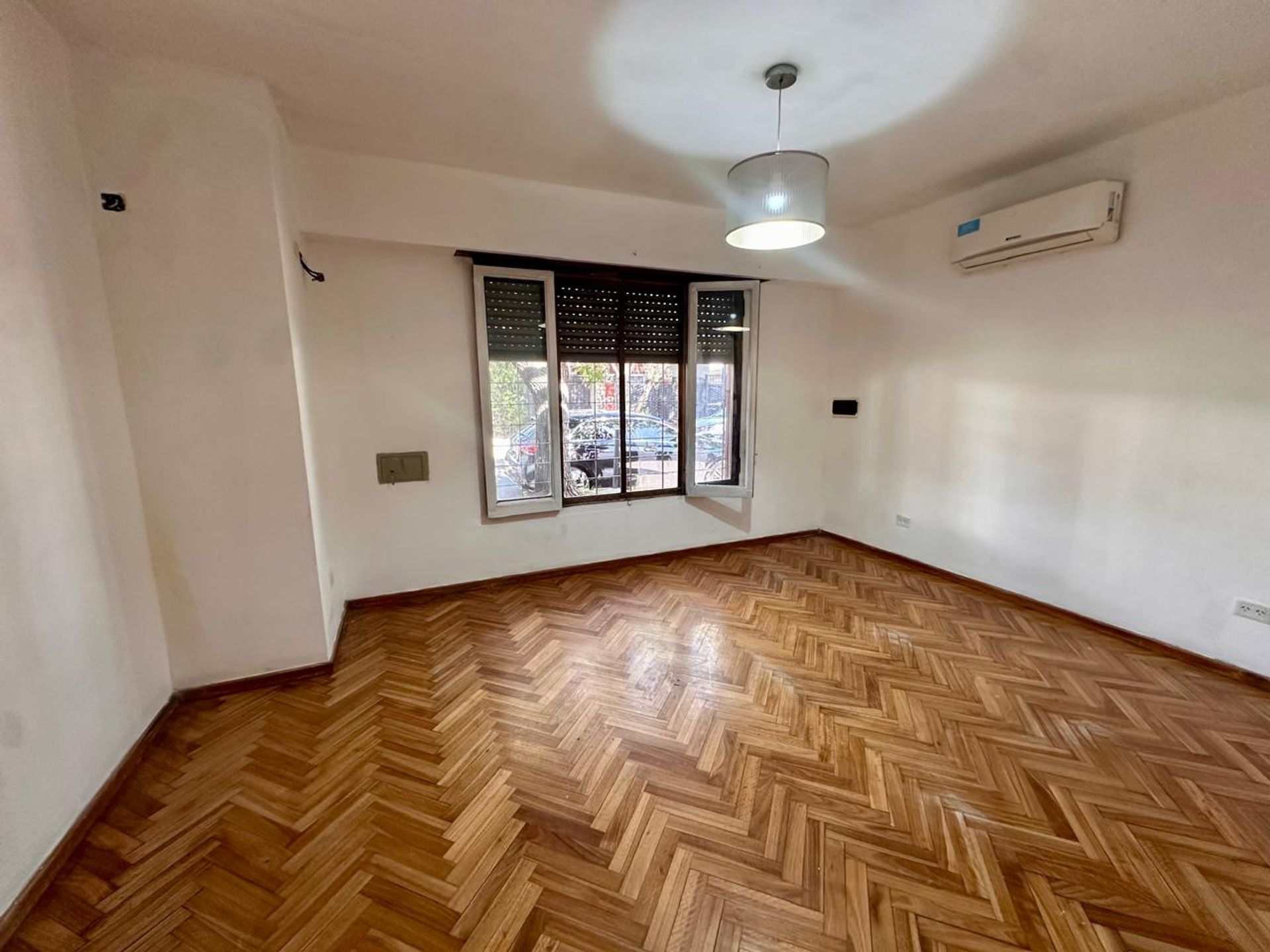 Alquiler Ph 3 Amb San Isidro Terraza Cochera Luz