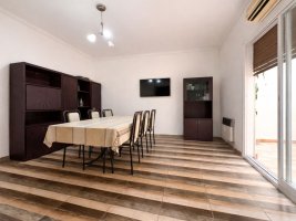 Departamento 2 Ambientes + Venta + Olivos + Patio