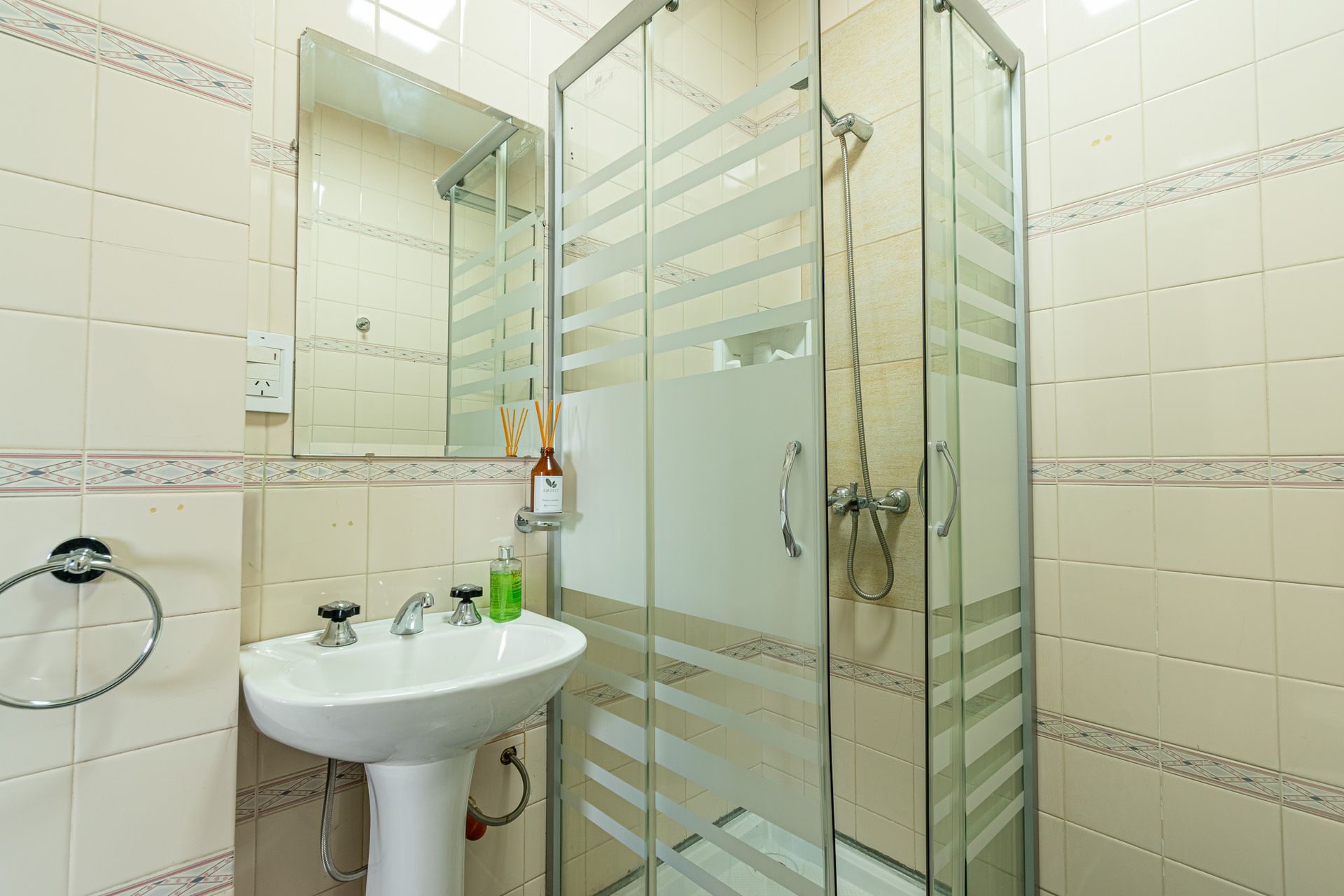 Venta Dúplex 4 amb. con Cochera Patio y Parrilla