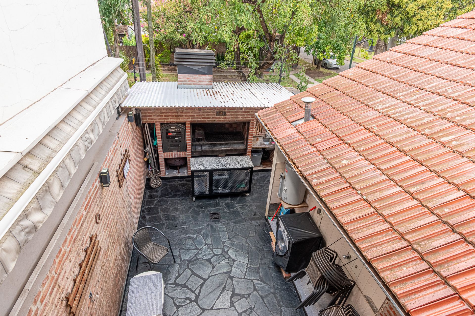 Venta Dúplex 4 amb. con Cochera Patio y Parrilla