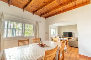 Venta 4 amb 3 baños Villa Adelina cochera patio