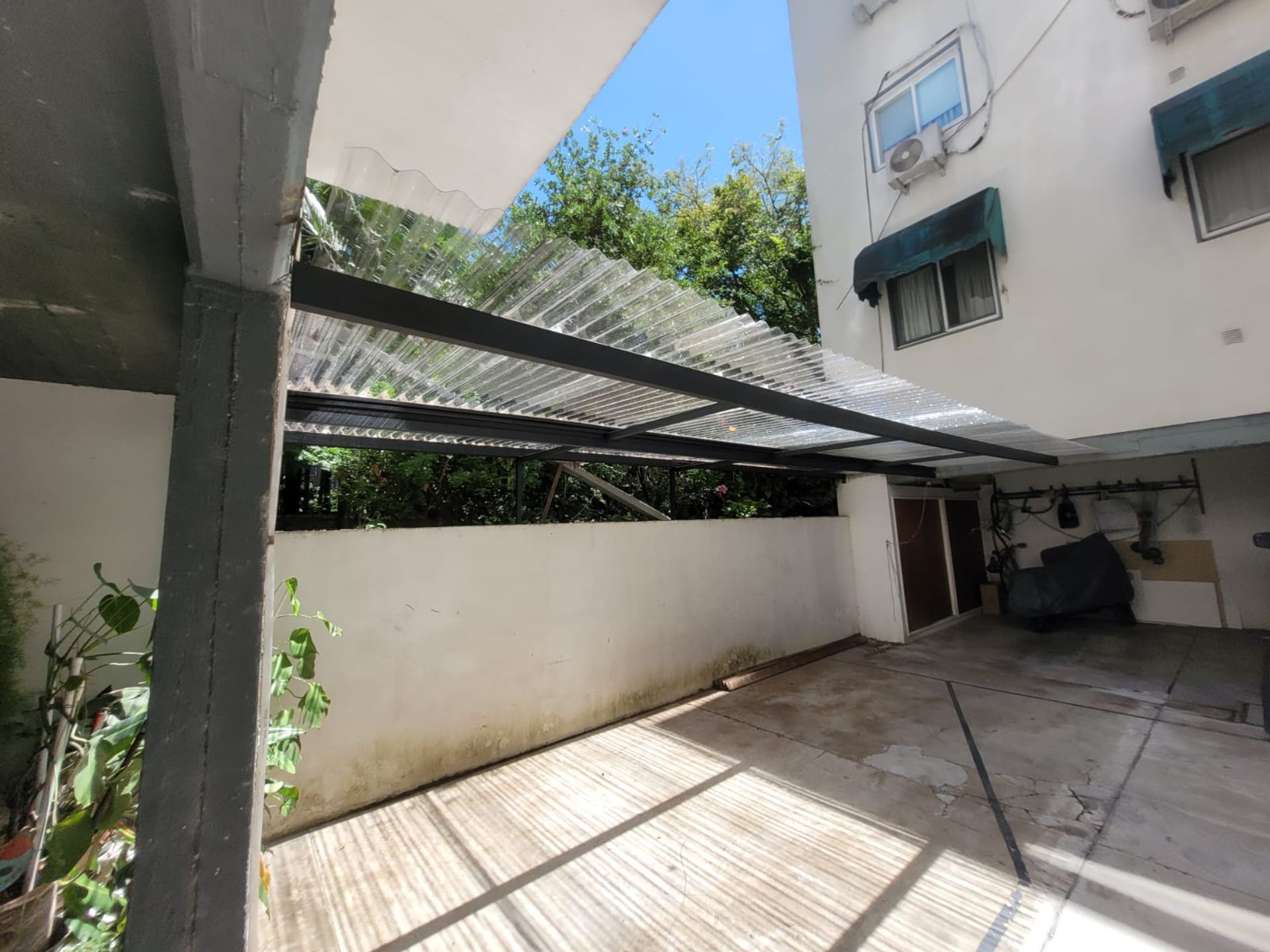 Venta 4 Amb Duplex C/quincho y terraza La Lucila