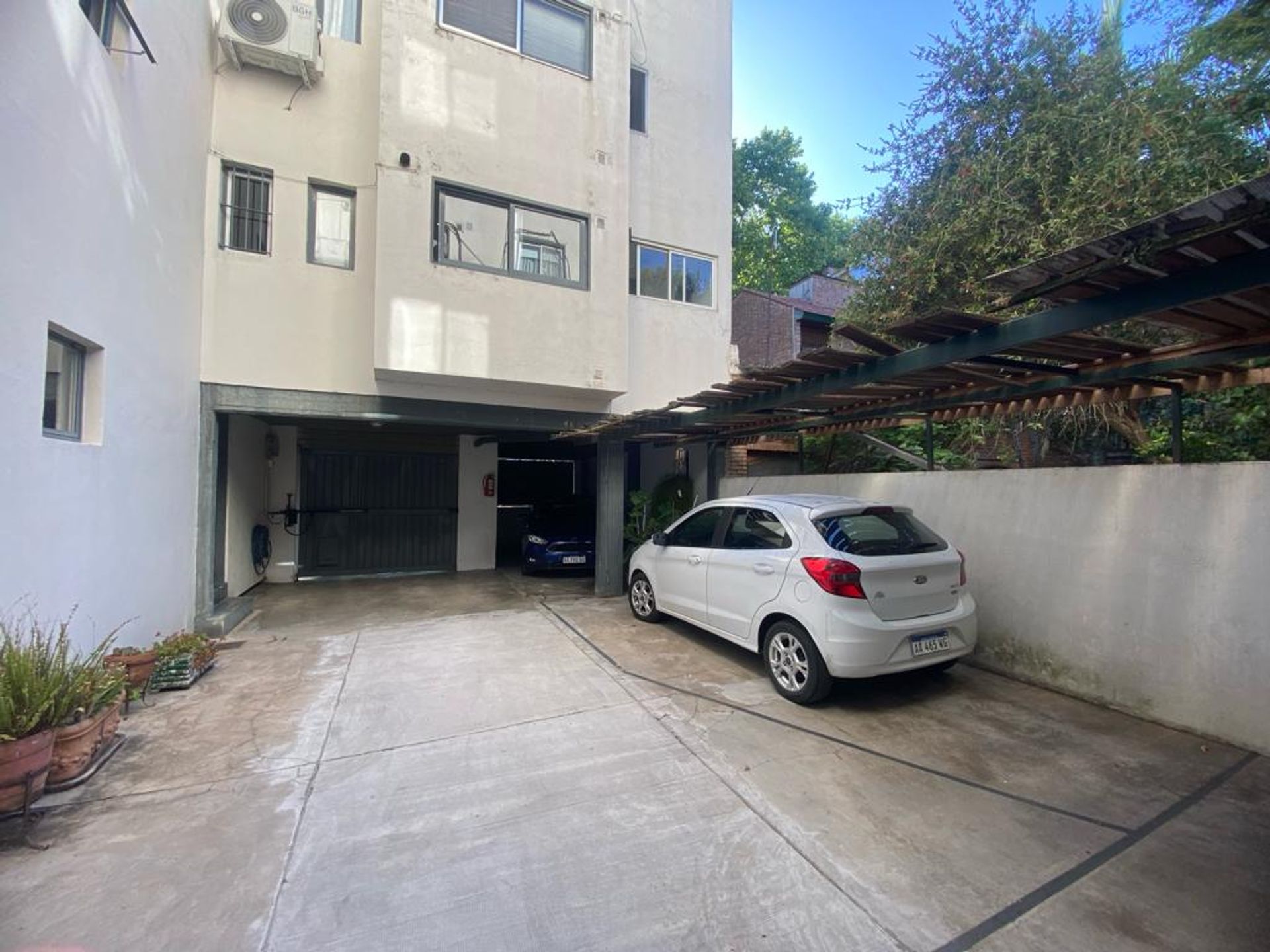 Venta 4 Amb Duplex C/quincho y terraza La Lucila