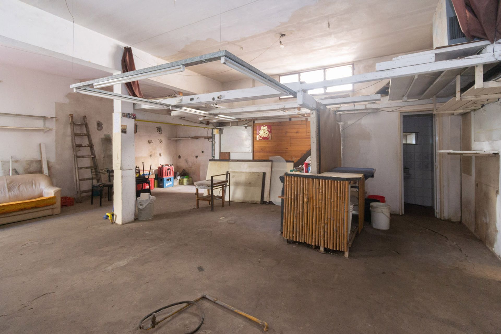 CASA IDEAL PARA RECICLAR EN LOTE 300 m2 - MUNRO