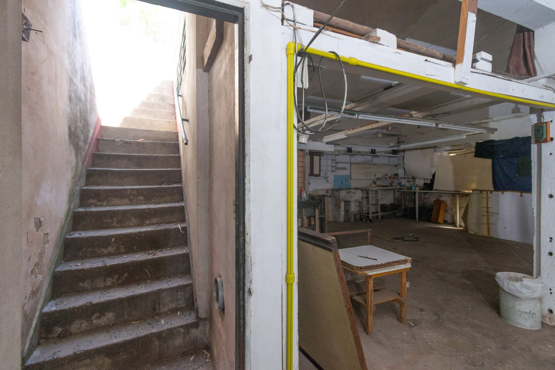 CASA IDEAL PARA RECICLAR EN LOTE 300 m2 - MUNRO