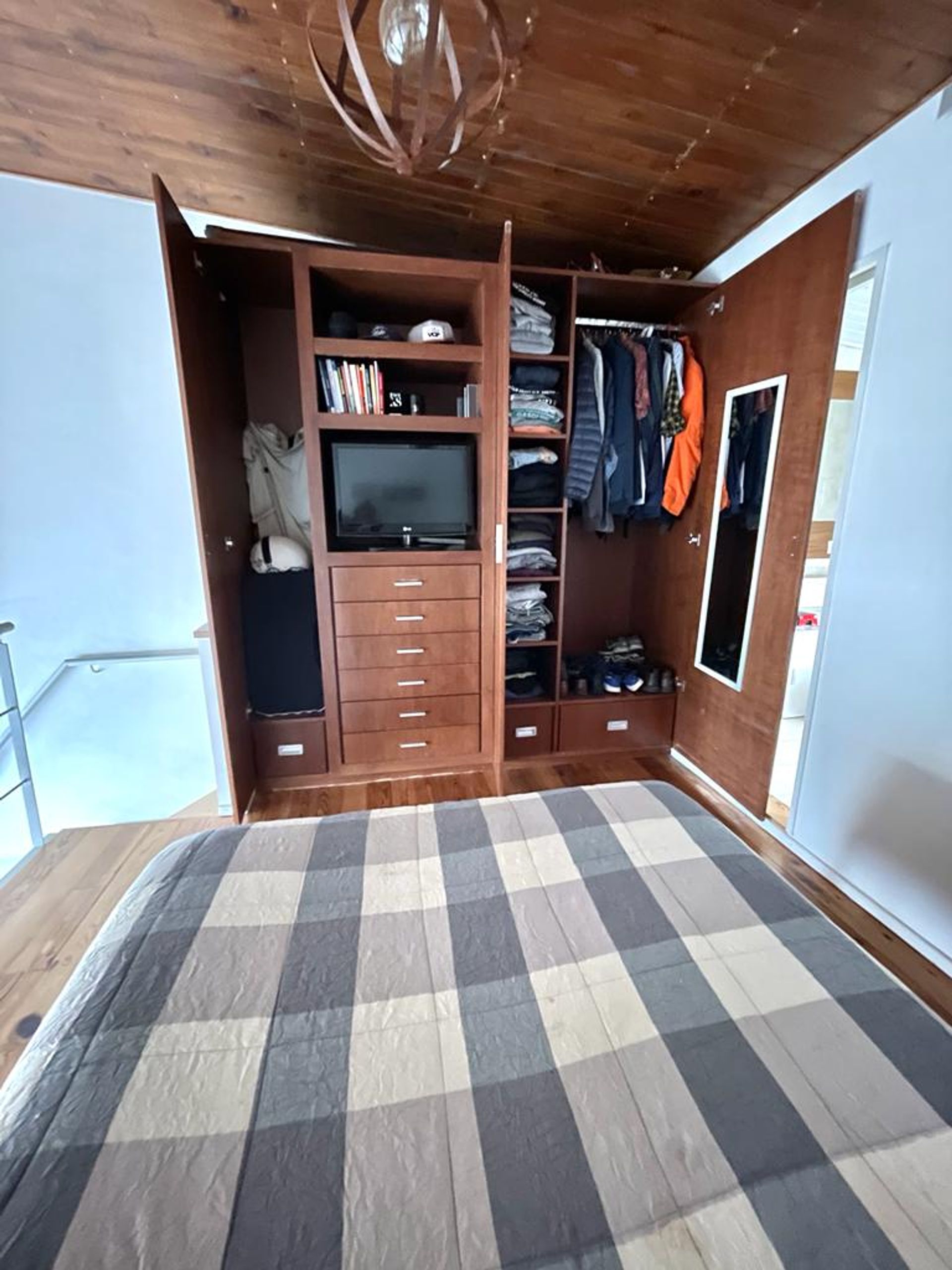 Alquiler Dep. Loft 2 amb. y cochera San Isidro