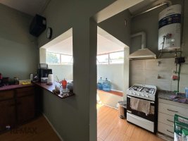 Sale Penthouse 2-bedroom with Terrace Munro Apartment Credit