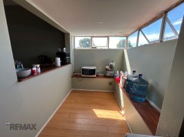 Sale Penthouse 2-bedroom with Terrace Munro Apartment Credit