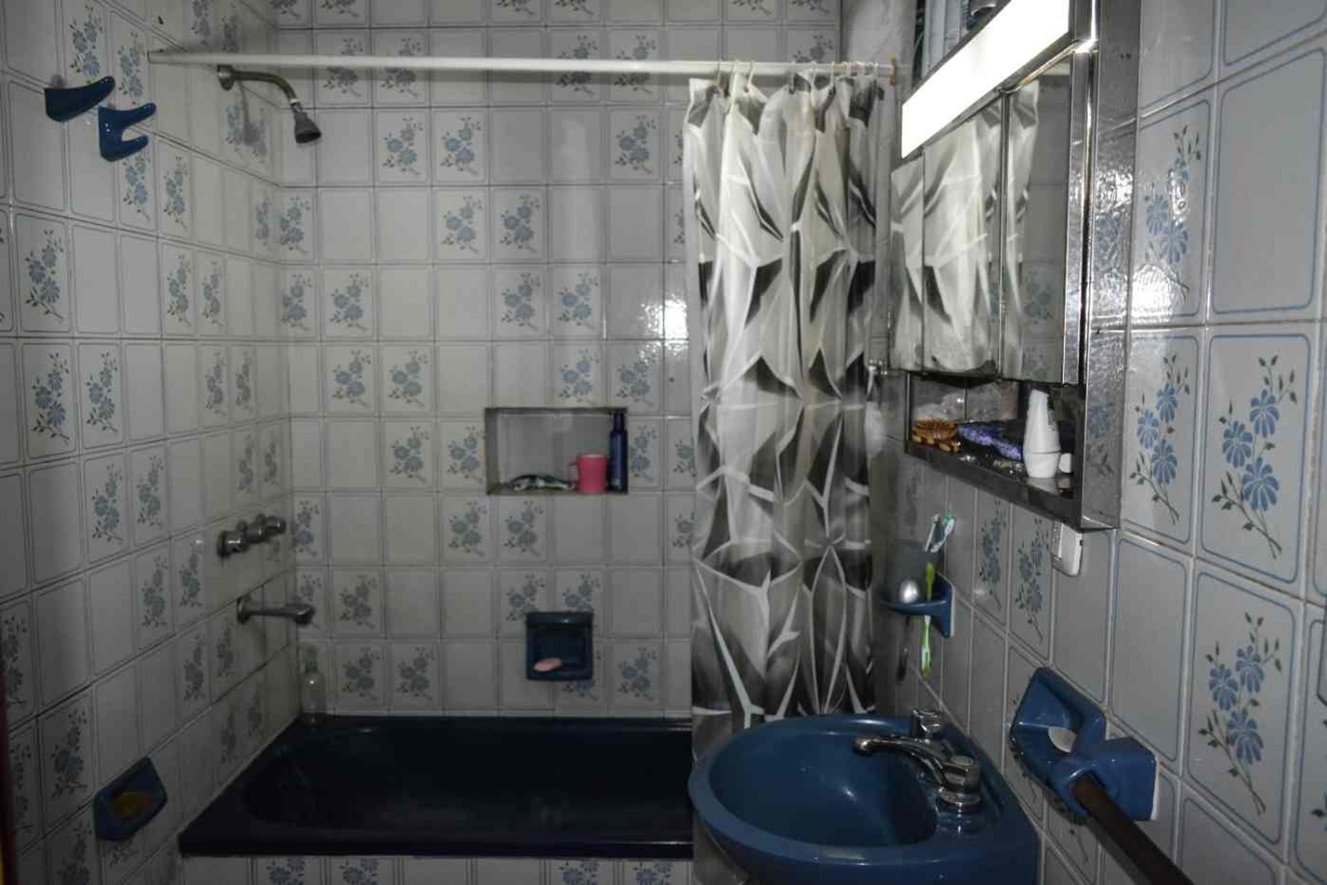 Venta De Dos Casas En Villa Adelina Lote 237 M2