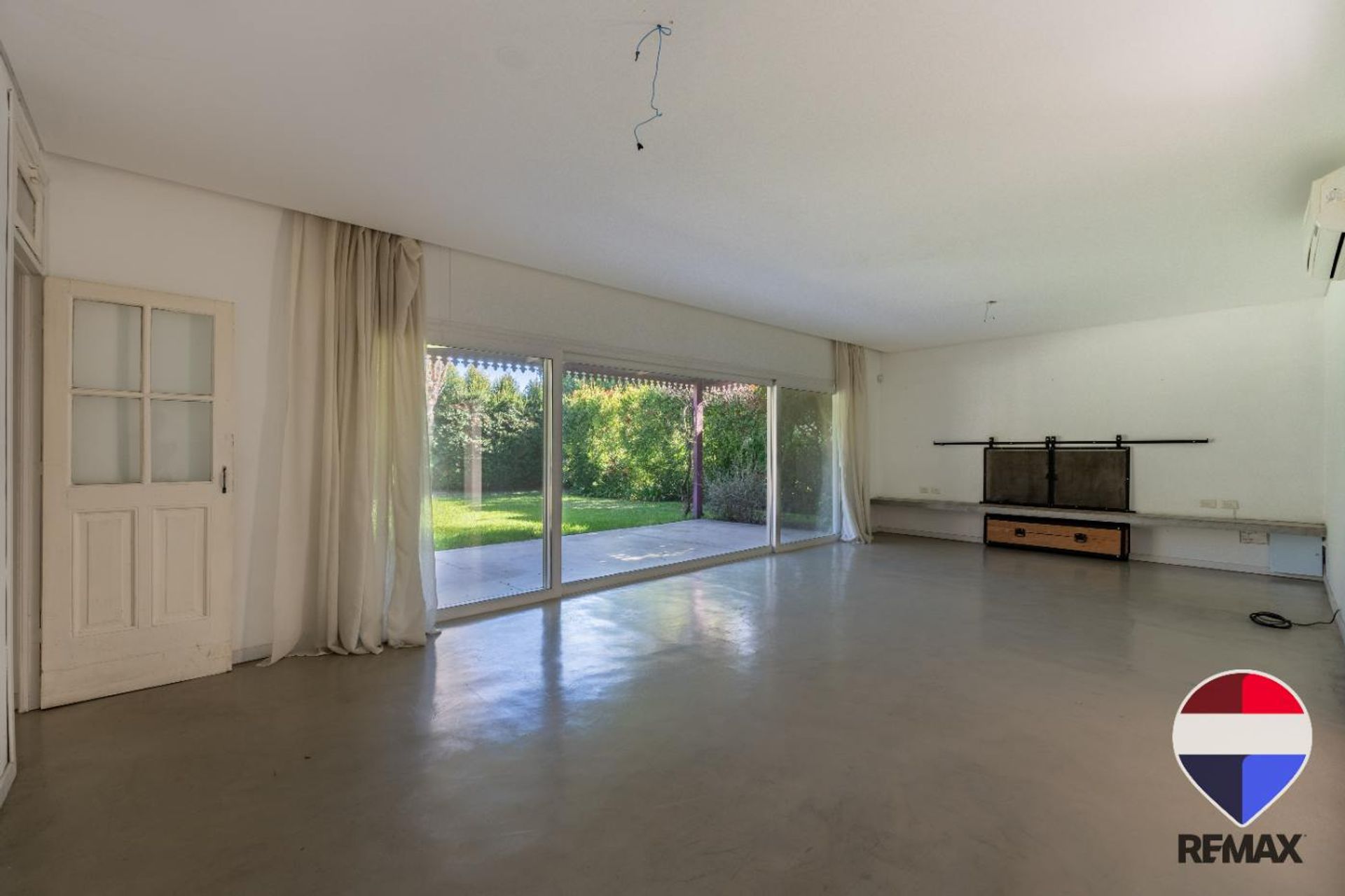 Casa en venta Santa Agustina Benavidez Apto Cred.