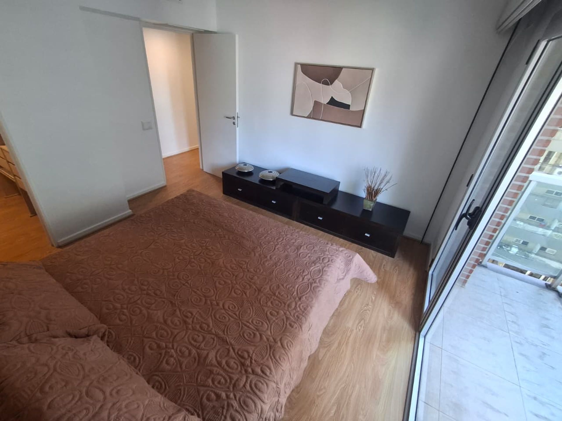 Alquiler amoblado depto (piso) 4 amb Olivos c/coch