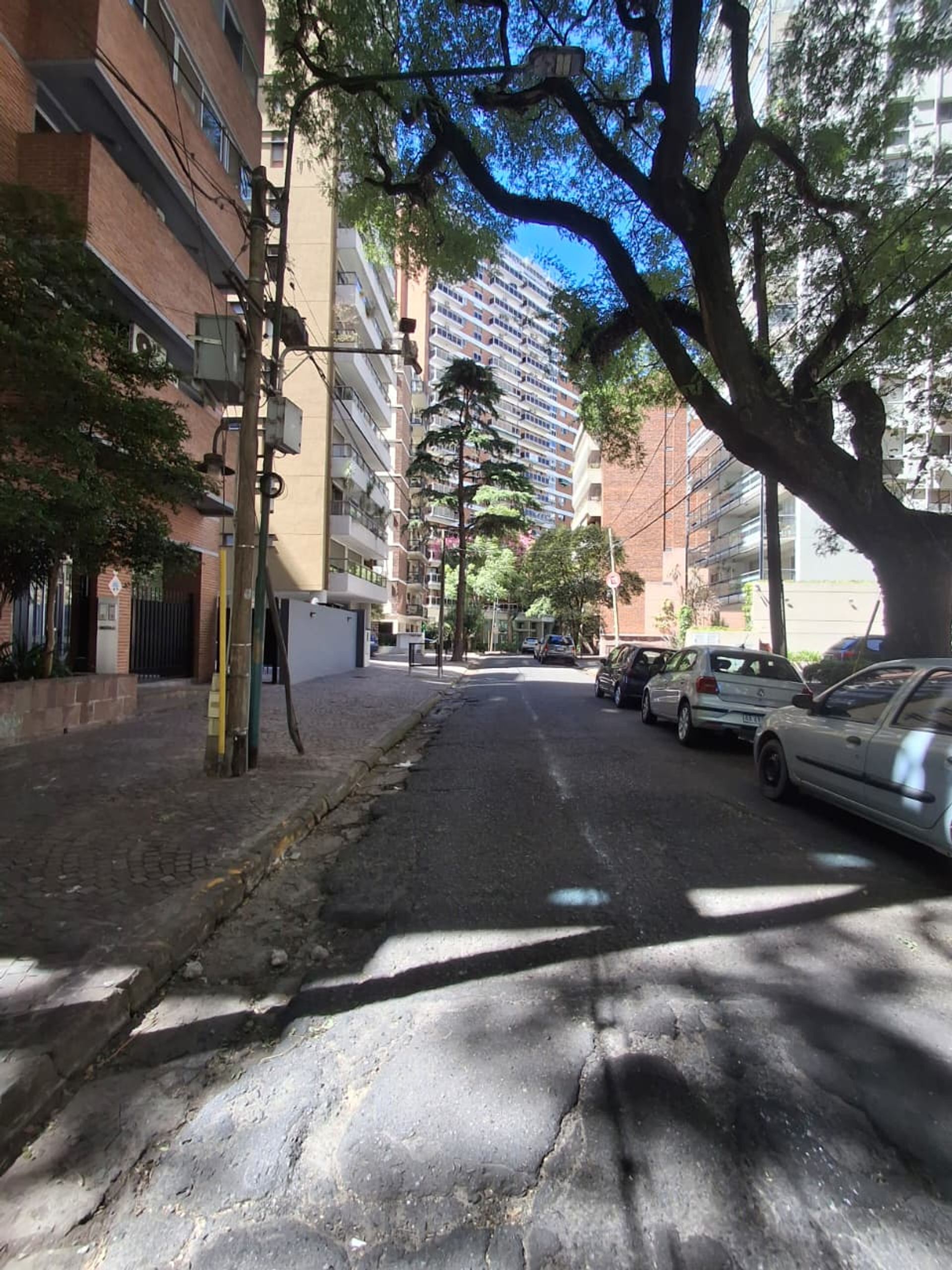 Alquiler amoblado depto (piso) 4 amb Olivos c/coch