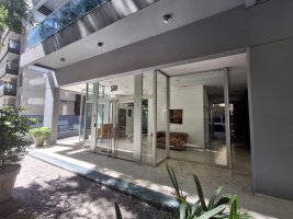 Furnished 3‑bedroom Apartment Floor for Rent with Car Olivos