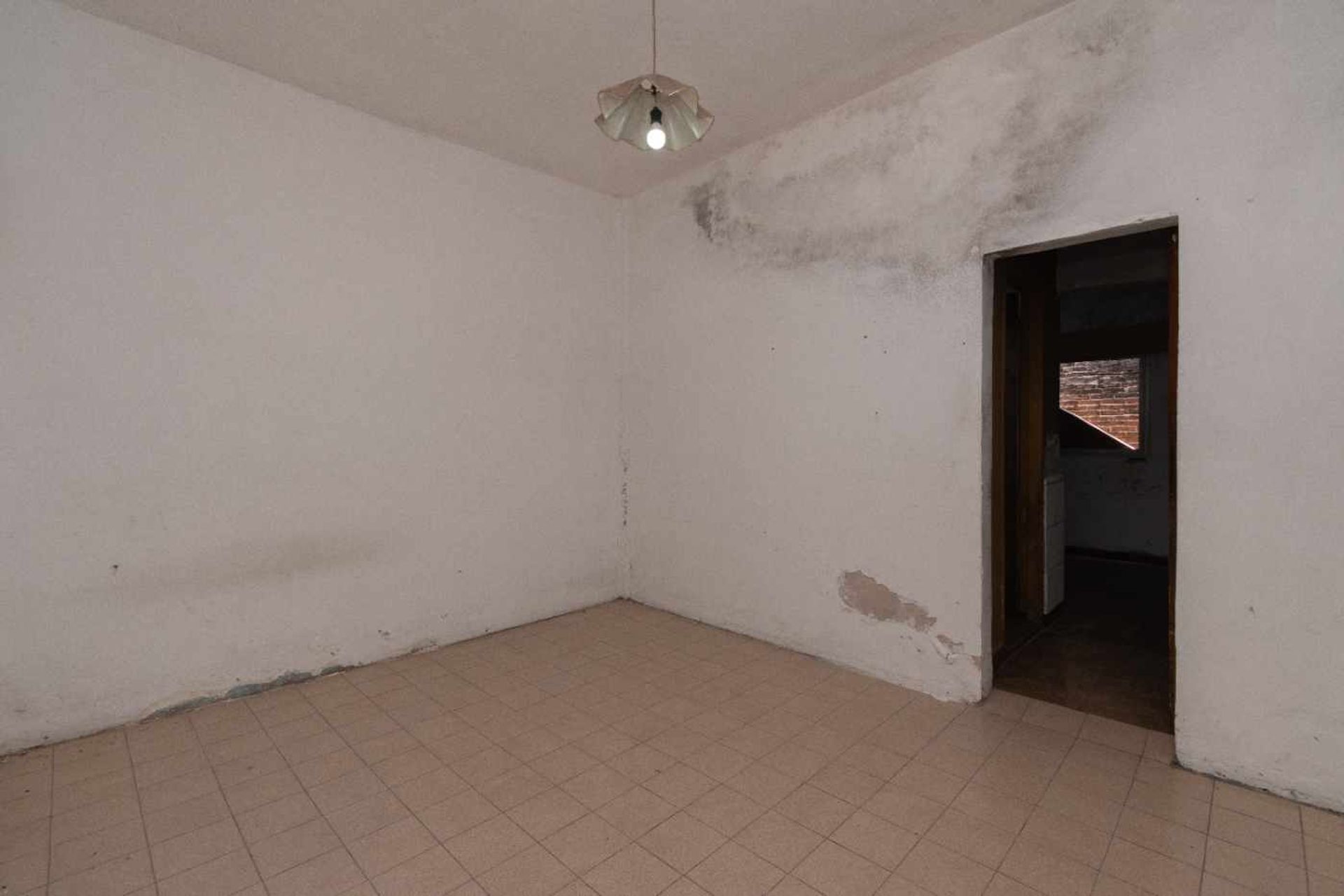 Venta casa a refaccionar con terraza en Virreyes