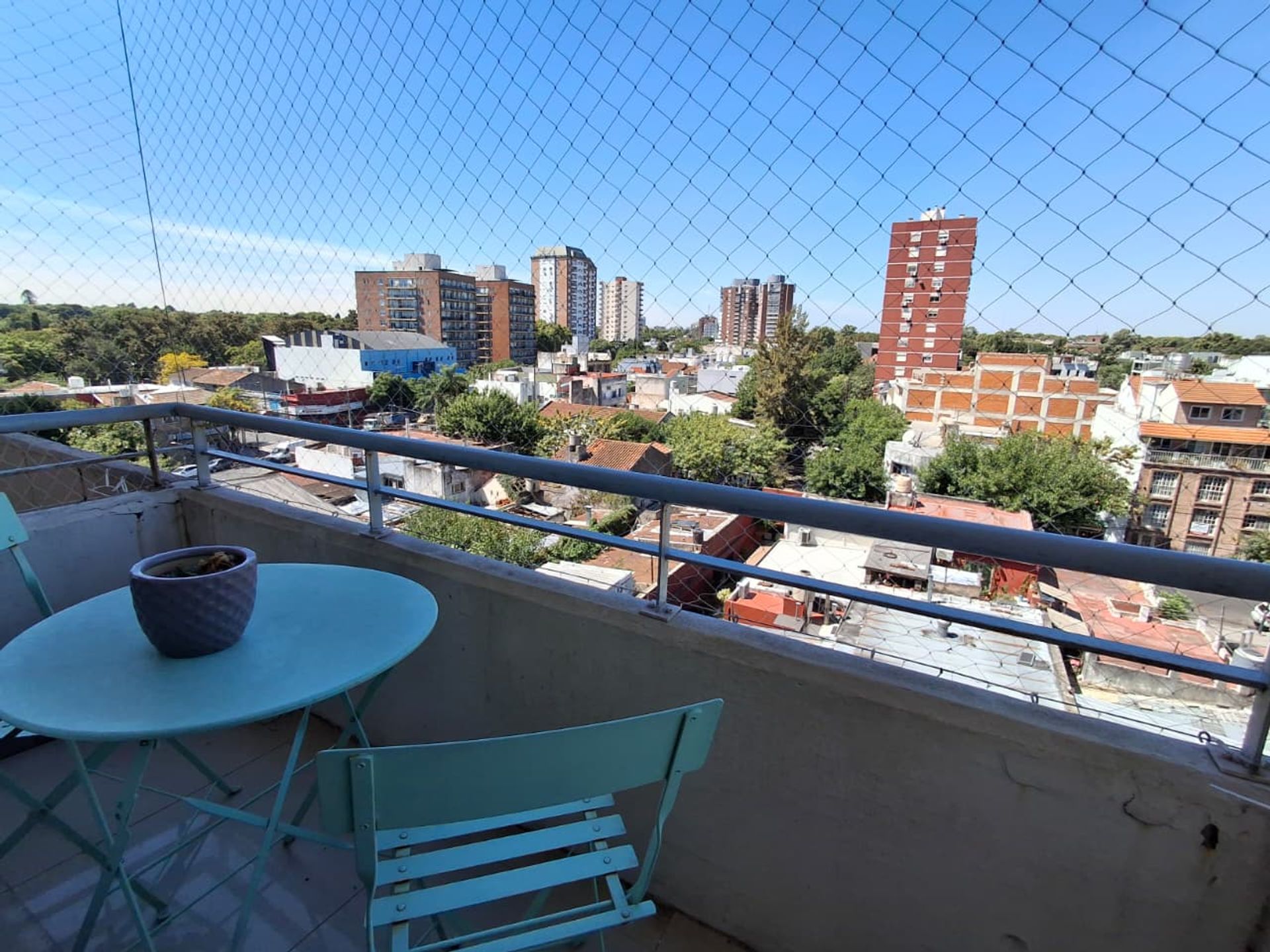 Venta Depto. 1 ambiente en Beccar con cochera