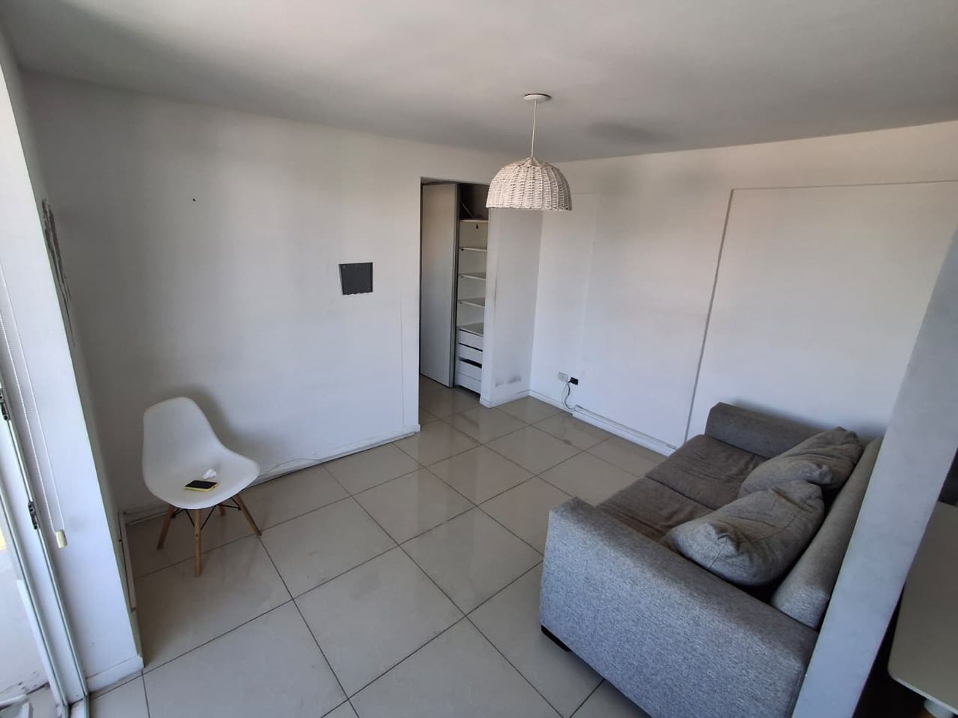 Venta Depto. 1 ambiente en Beccar con cochera