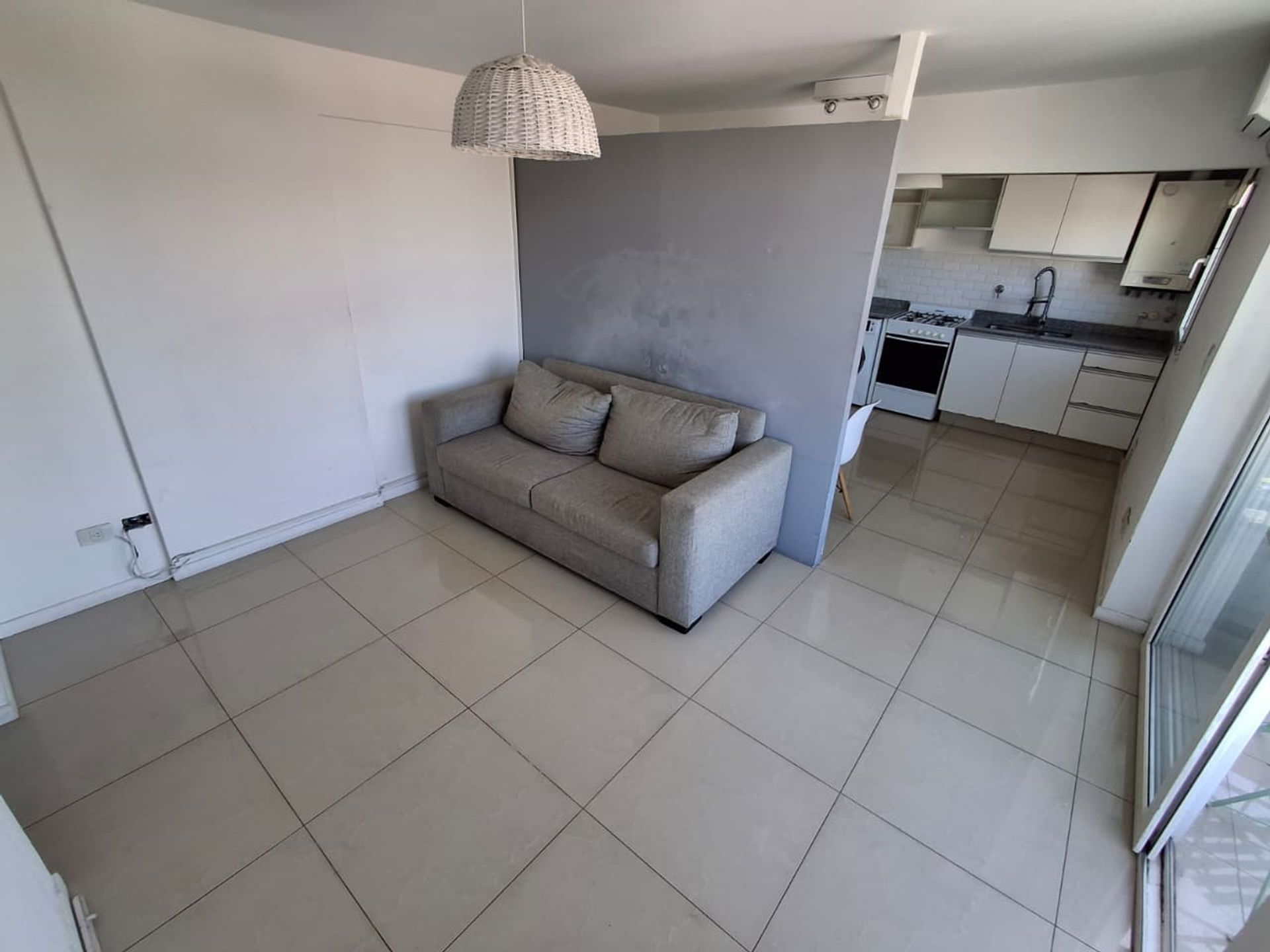Venta Depto. 1 ambiente en Beccar con cochera