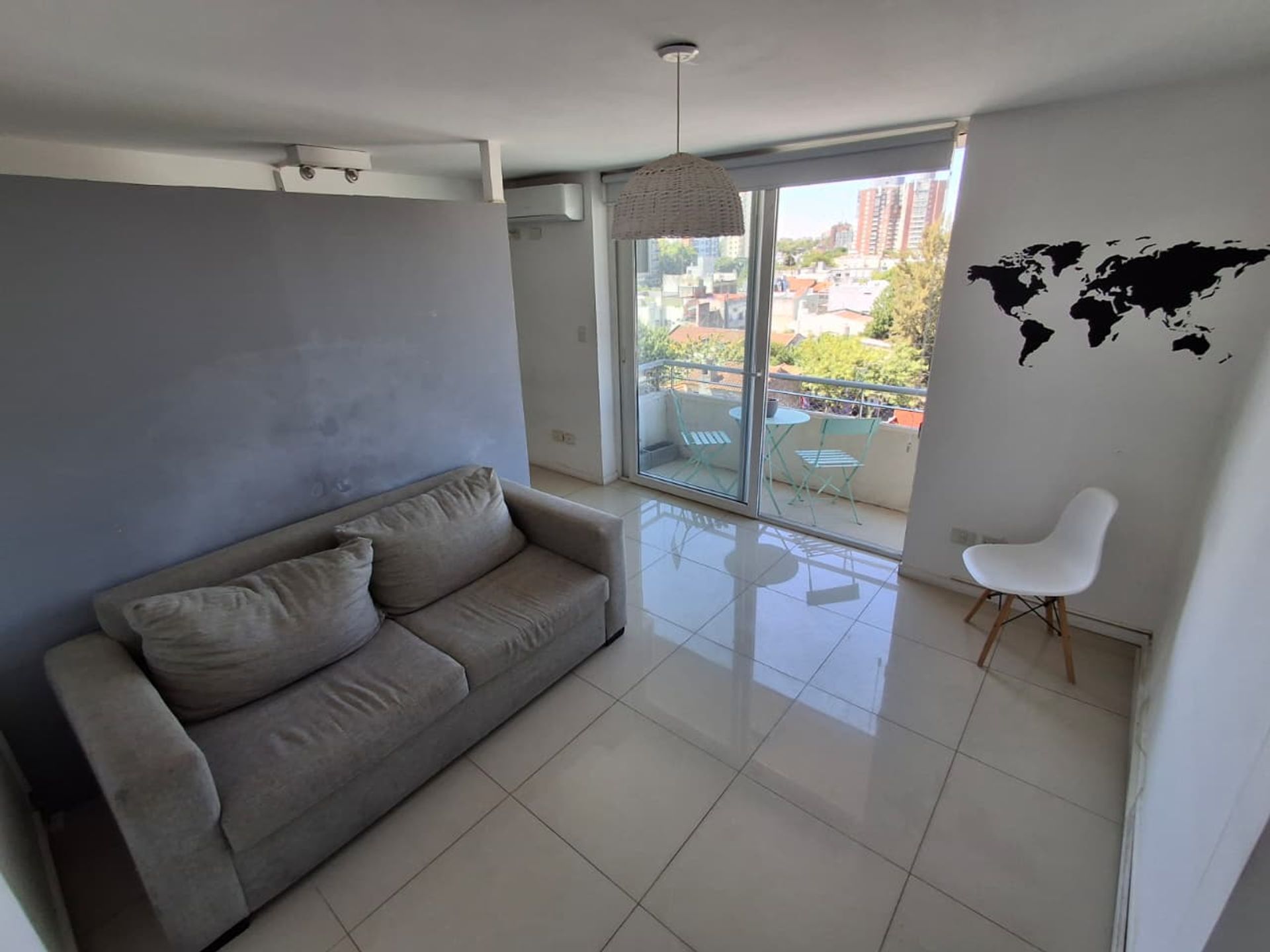 Venta Depto. 1 ambiente en Beccar con cochera