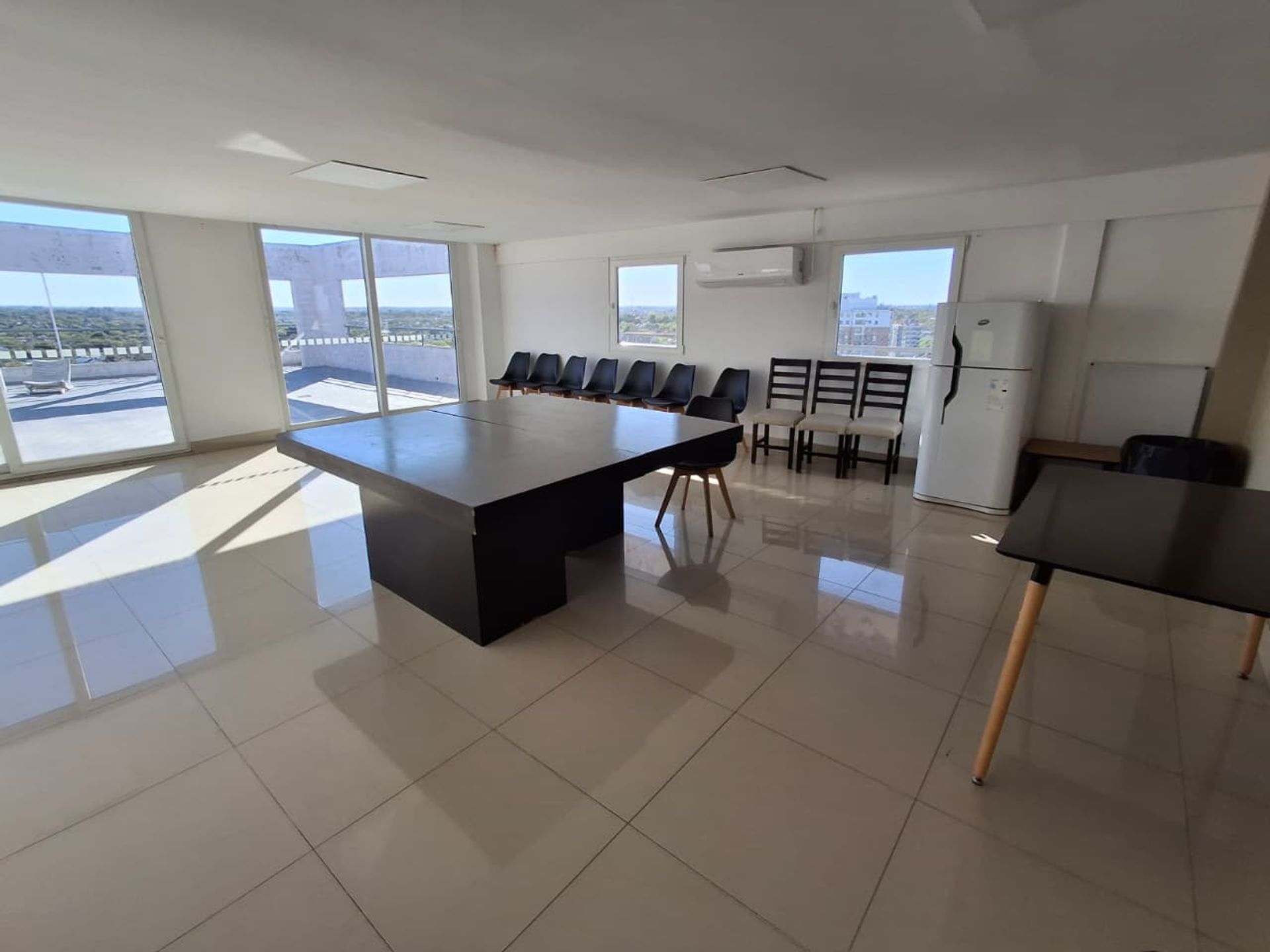 Venta Depto. 1 ambiente en Beccar con cochera