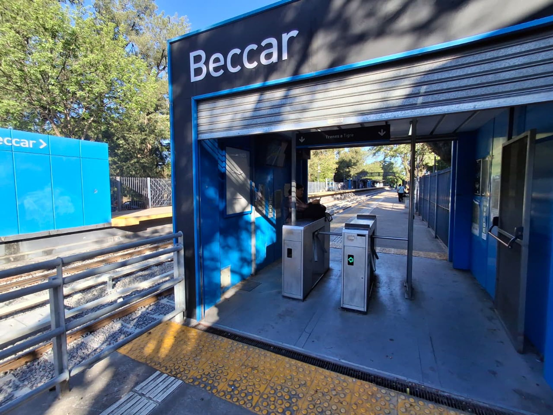 Venta Depto. 1 ambiente en Beccar con cochera