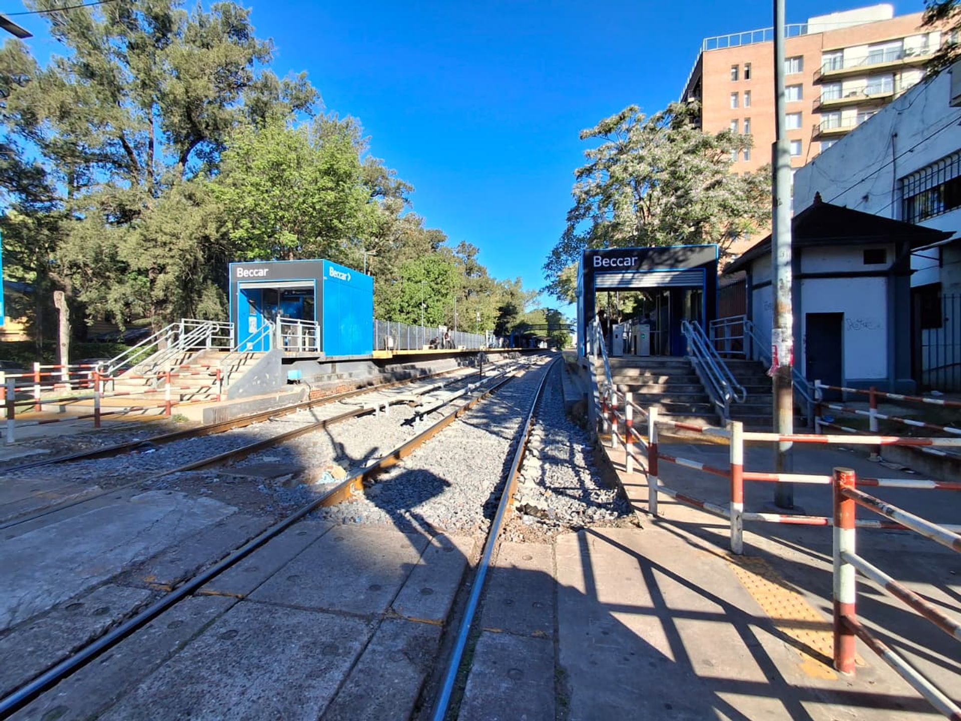 Venta Depto. 1 ambiente en Beccar con cochera