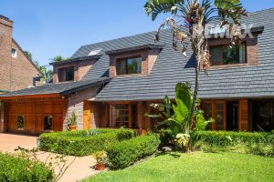 Cortada Street very quiet - ACASSUSO