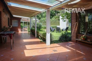 Cortada Street very quiet - ACASSUSO