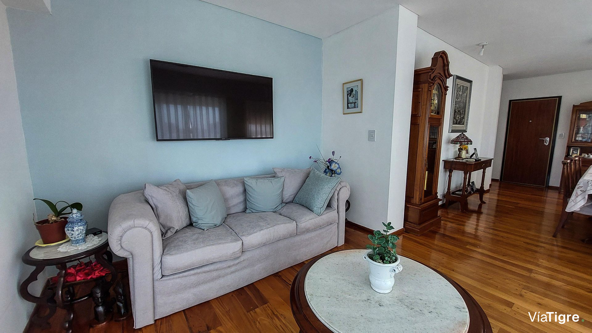 Venta Departamento 4 Amb Piso Alto C/ Cochera