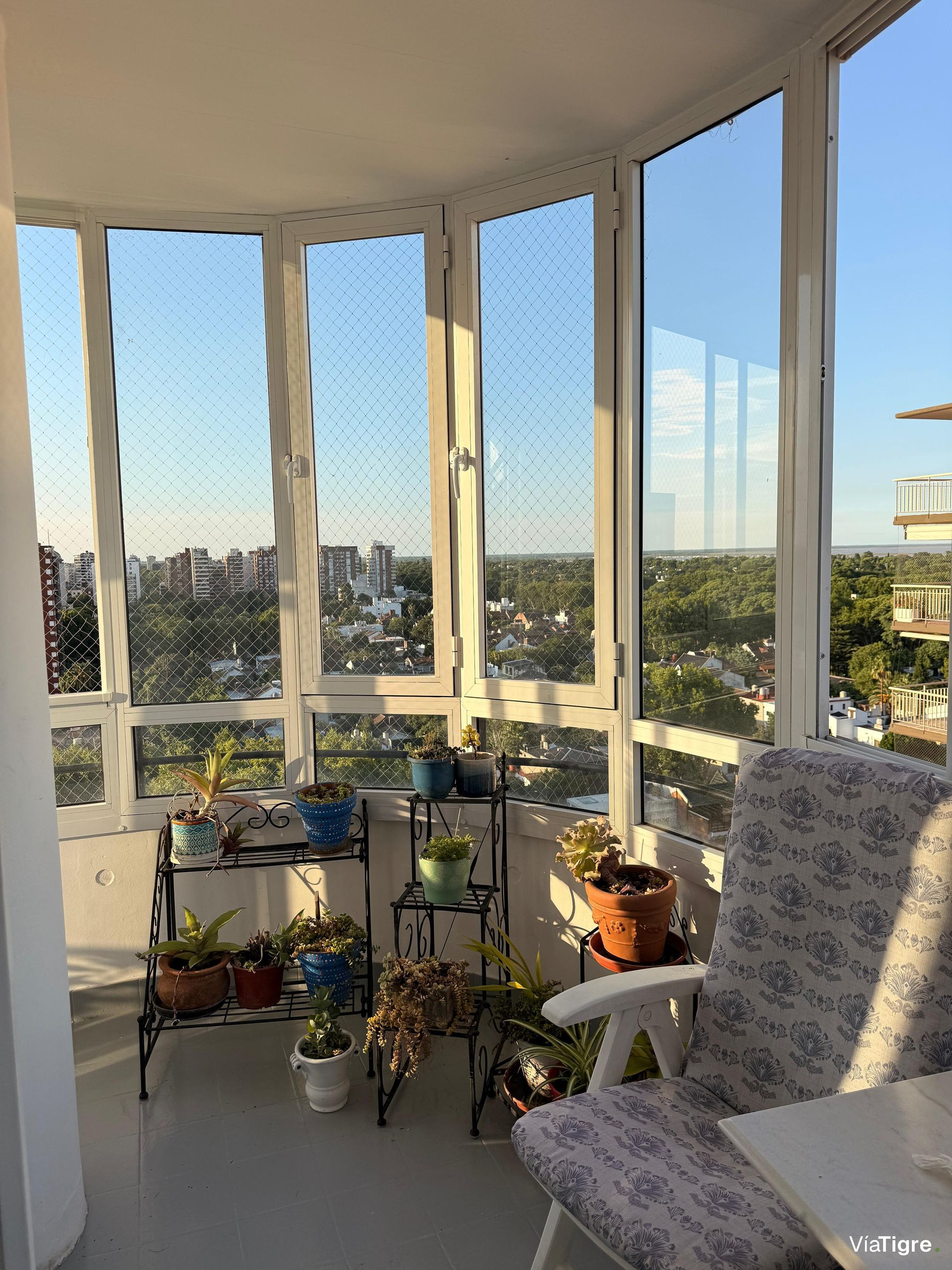 Venta Departamento 4 Amb Piso Alto C/ Cochera