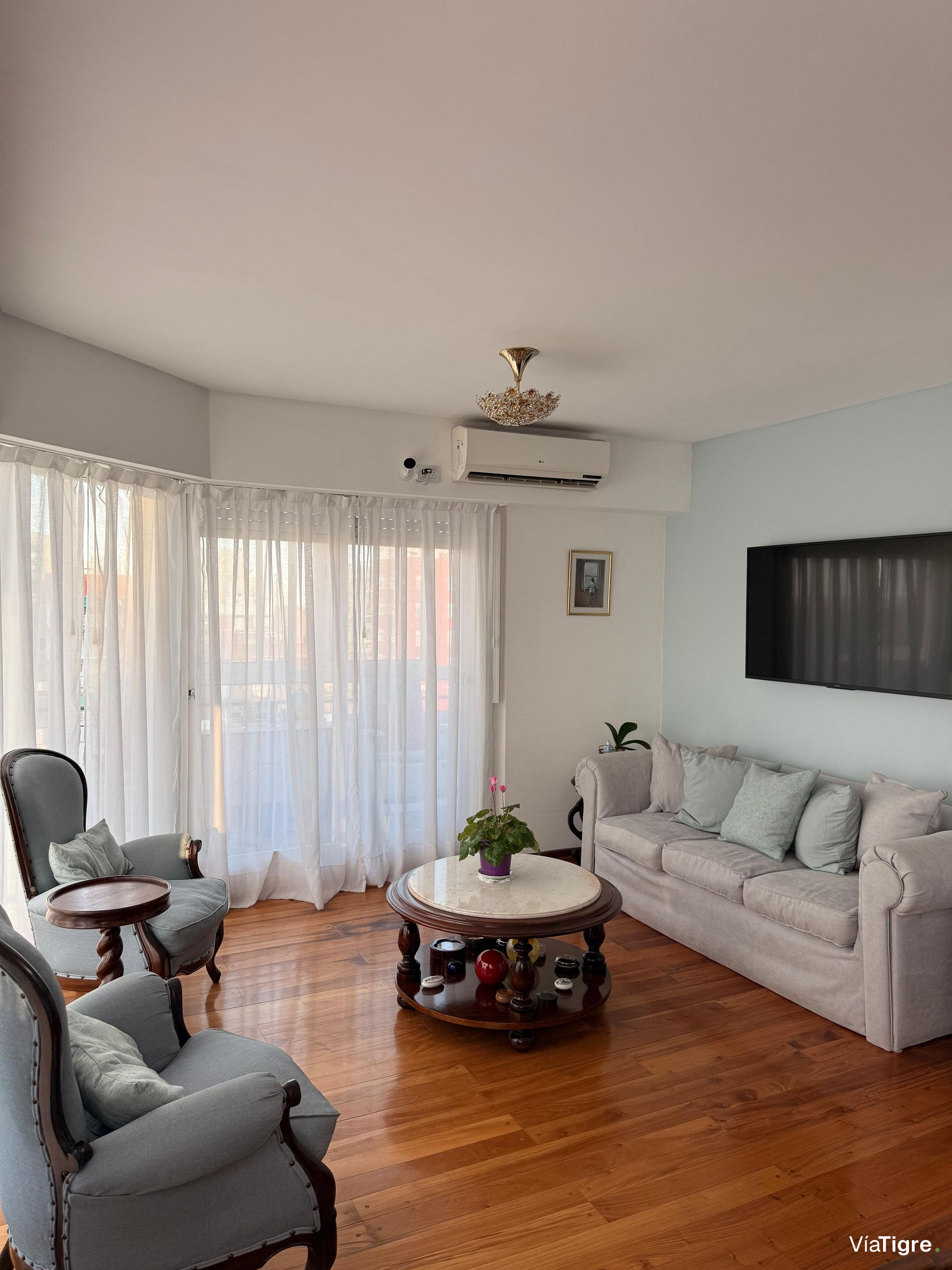 Venta Departamento 4 Amb Piso Alto C/ Cochera