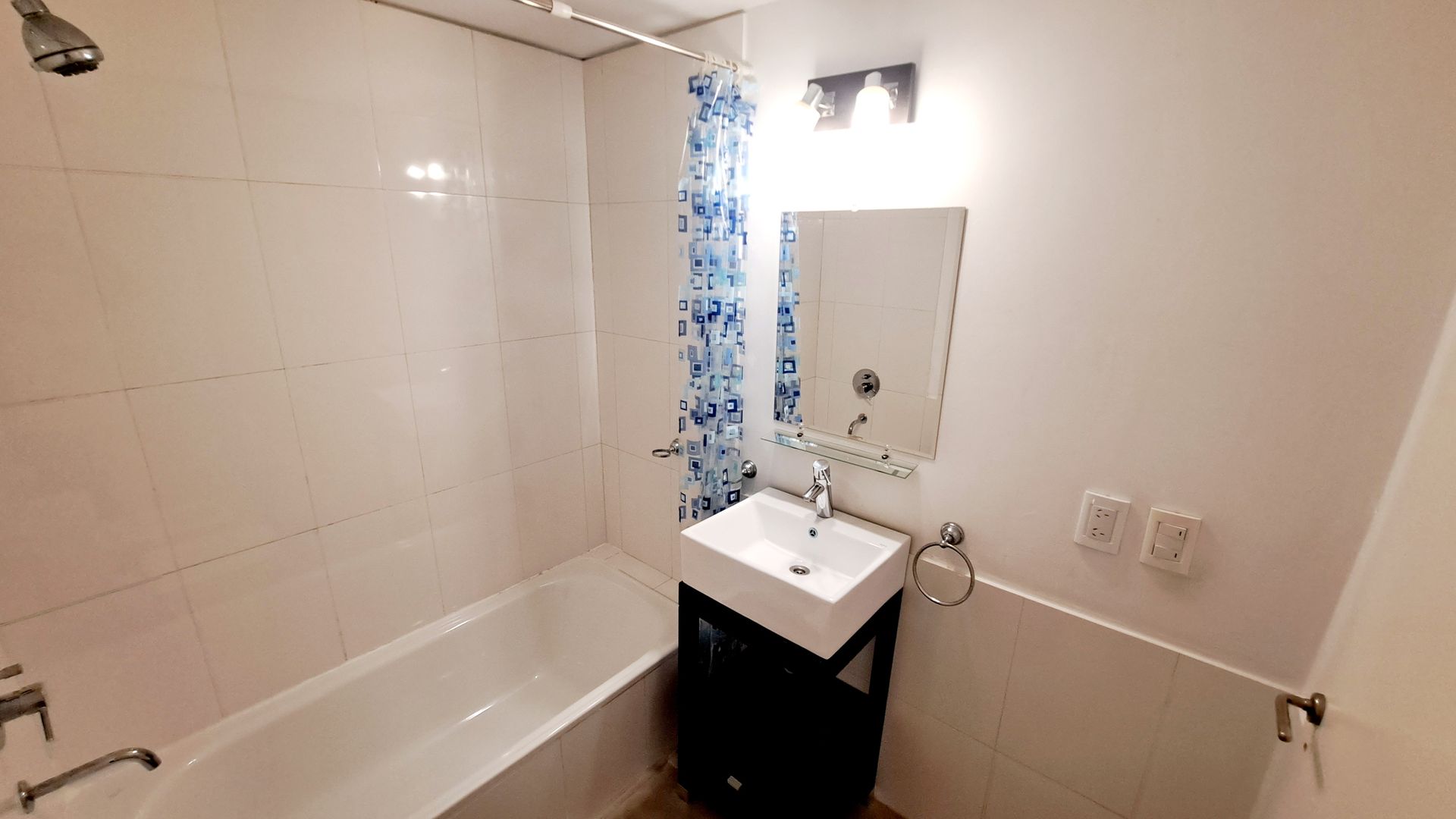 Venta Dpto 2 Amb, Cochera, Balcón, Victoria