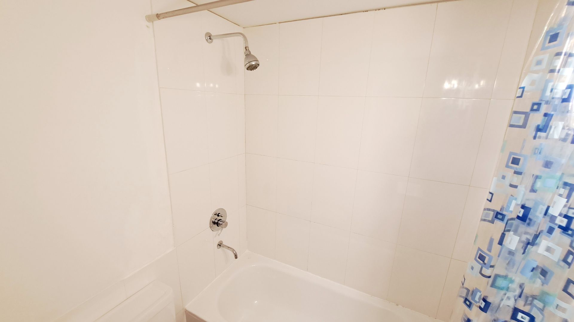 Venta Dpto 2 Amb, Cochera, Balcón, Victoria