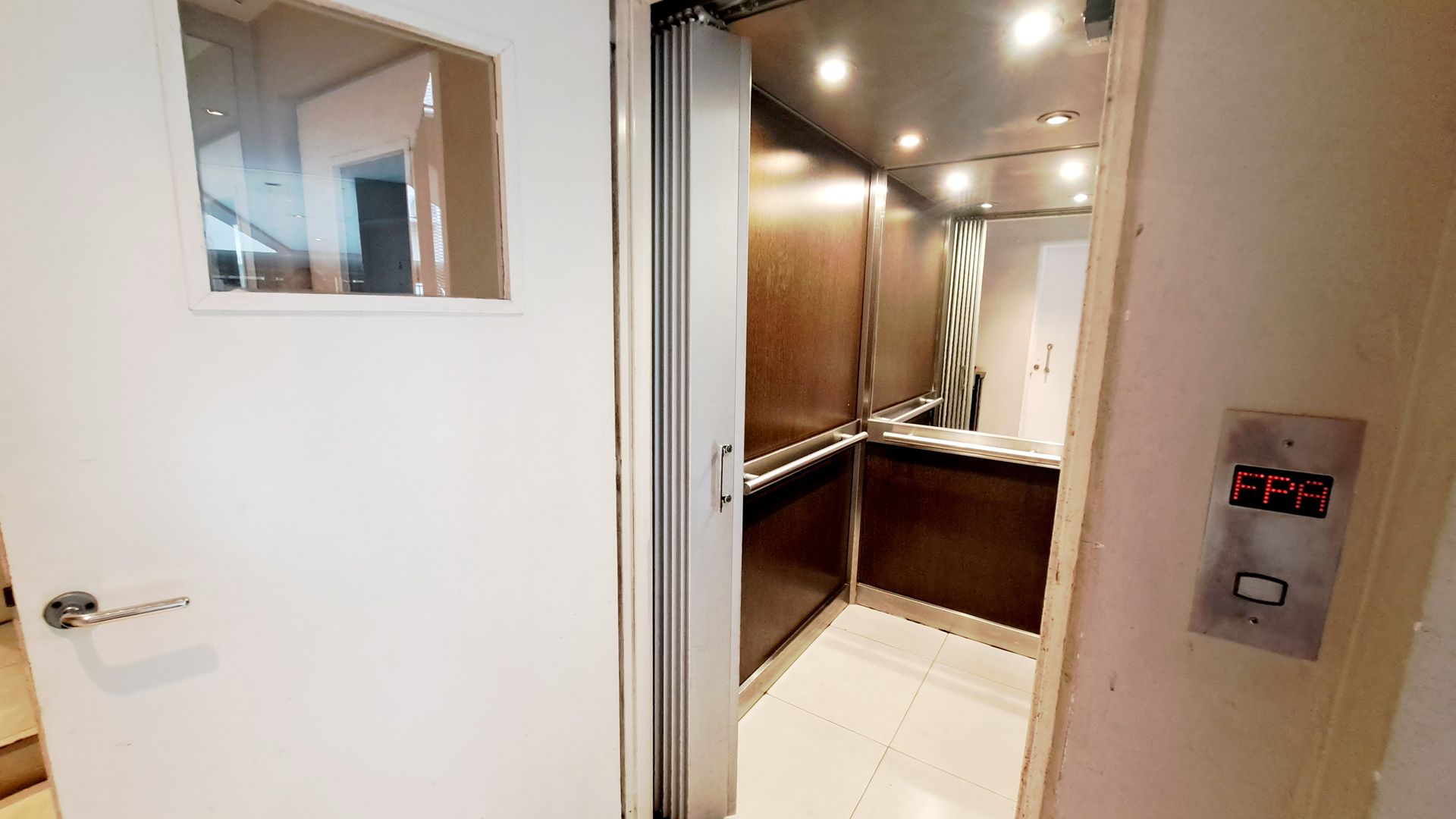 Venta Dpto 2 Amb, Cochera, Balcón, Victoria