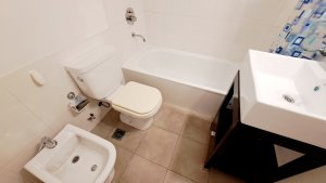 Venta Dpto 2 Amb, Cochera, Balcón, Victoria