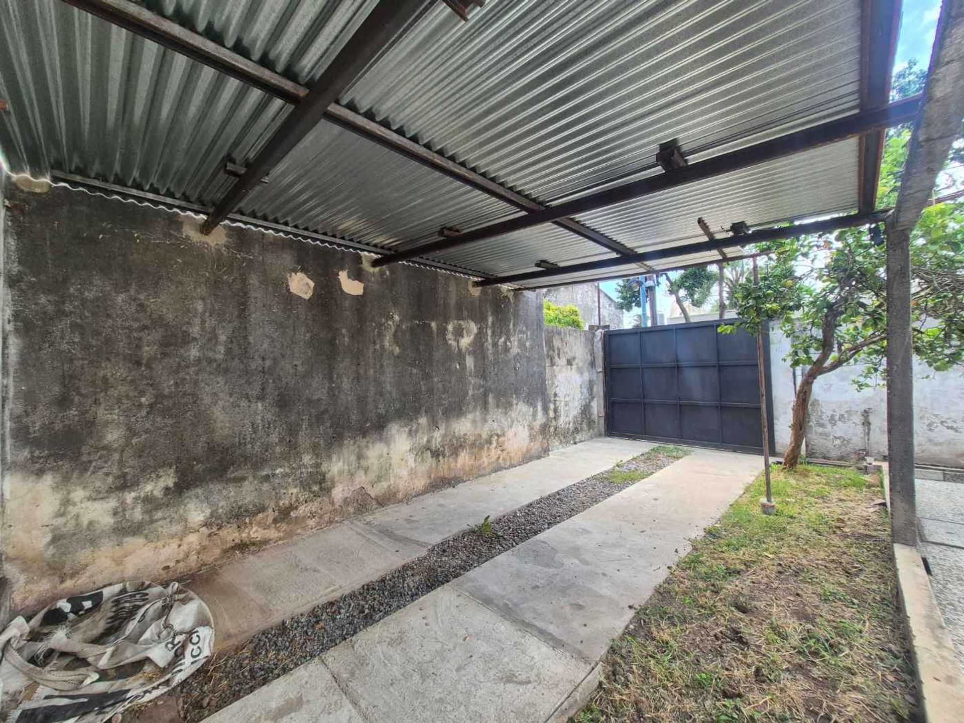 venta casa 3 amb con cochera en villa adelina