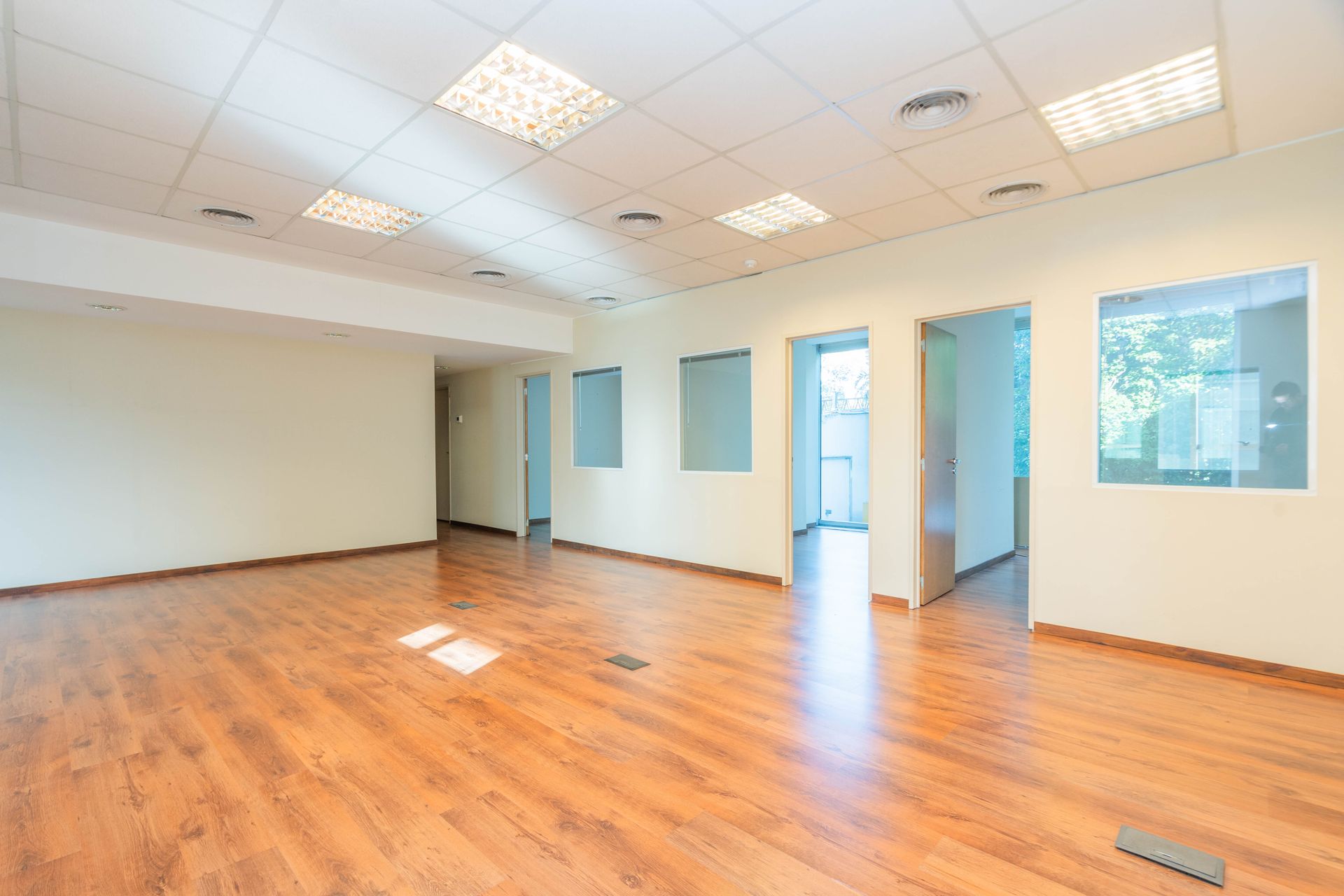 VENTA PISO OFICINA 234m2 LIBERTADOR VICENTE LÓPEZ