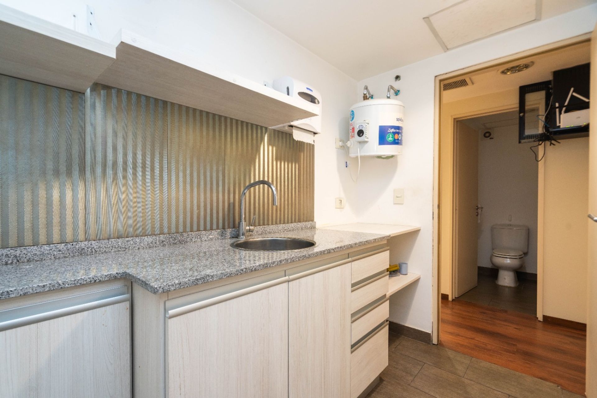VENTA PISO OFICINA 234m2 LIBERTADOR VICENTE LÓPEZ